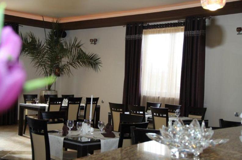 Hotel Wasik Krogulcza ภายนอก รูปภาพ