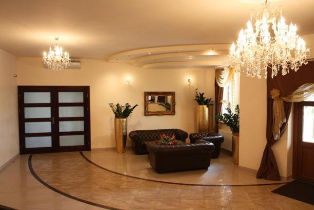 Hotel Wasik Krogulcza ภายนอก รูปภาพ